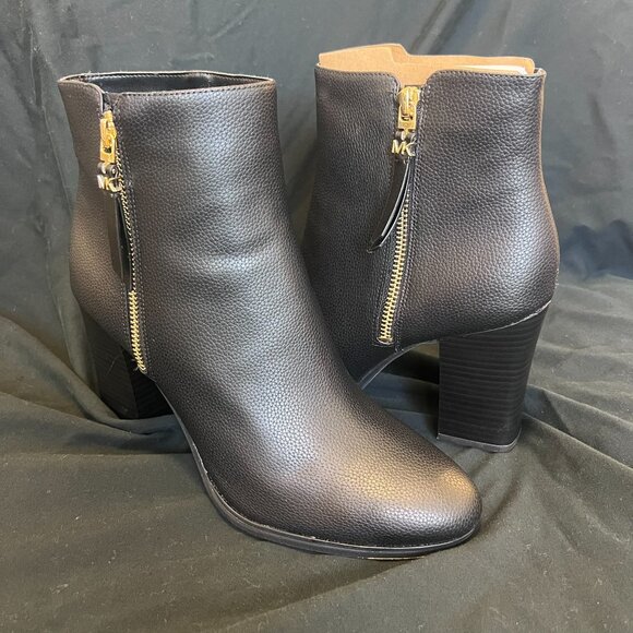 Michael Kors Black Ankle Boots with Gold Zipper - Picture 2 of 6